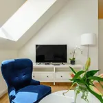 Rynek 10 Apartment *