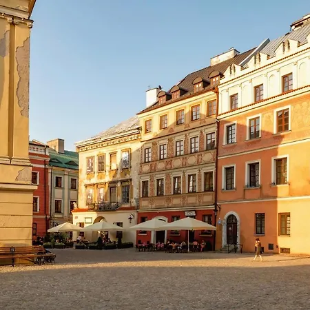 Rynek 10 * لوبلين